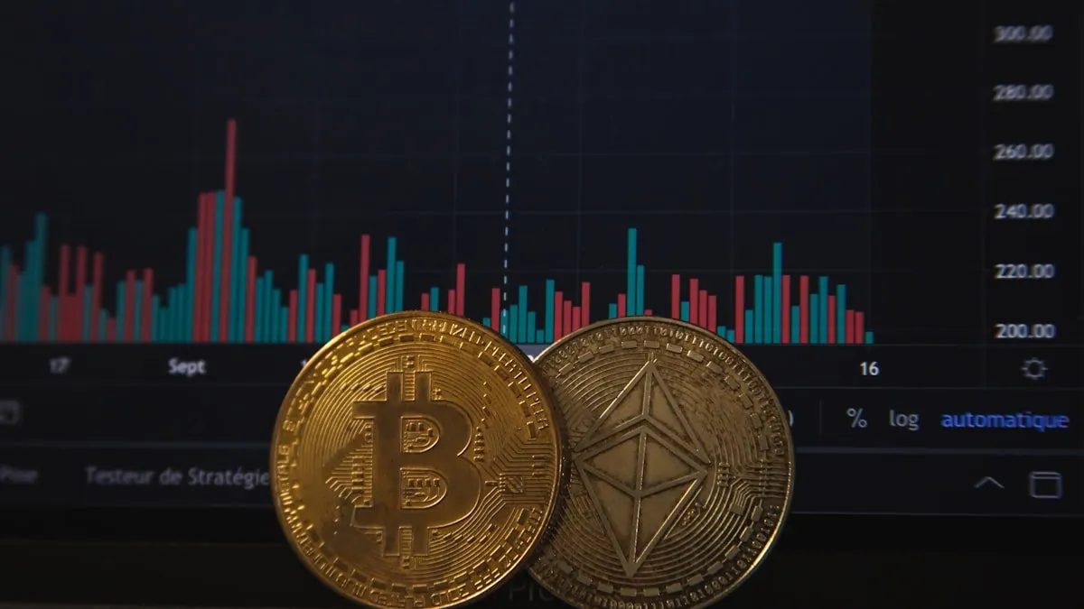 Altcoin market data and charts showing price performance and market capitalization of top alternative cryptocurrencies