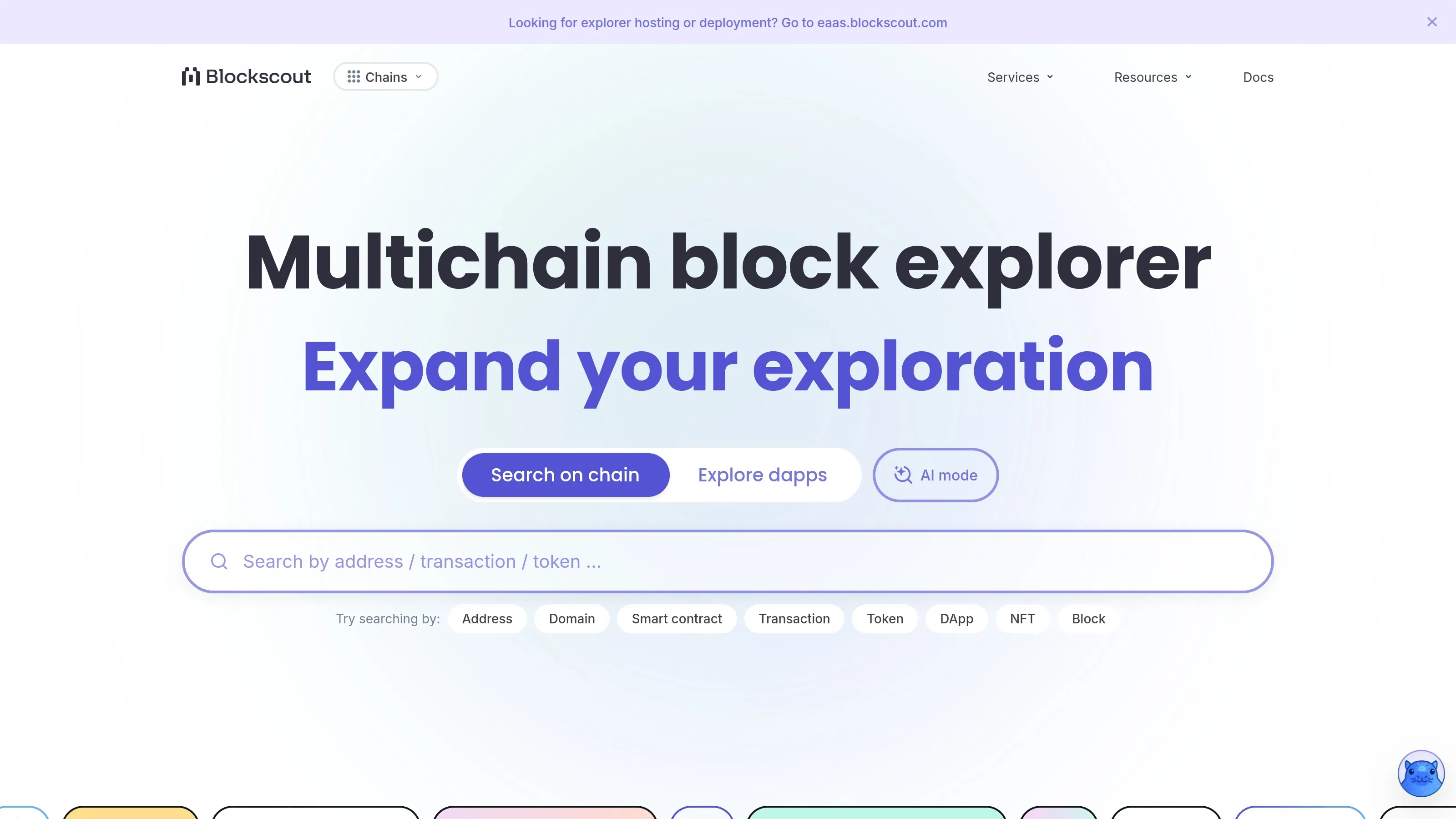 Blockscout-Homepage mit Multichain-Explorer-Such- und Vertragsexplorationsfunktionen.